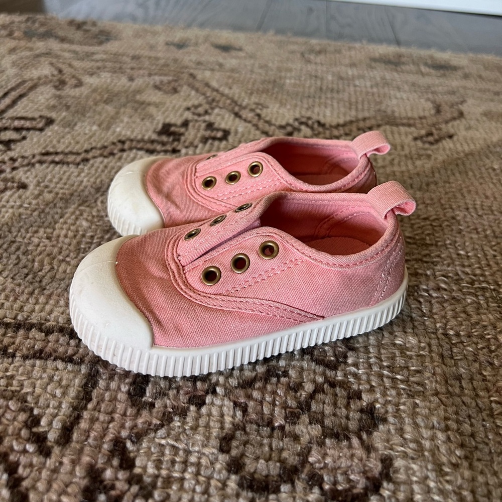 H&M Canvas Plimsolls Pink - Size 21/22
